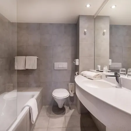 Hotel Rosenburg 4*