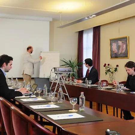 Rosenburg Szálloda 4*